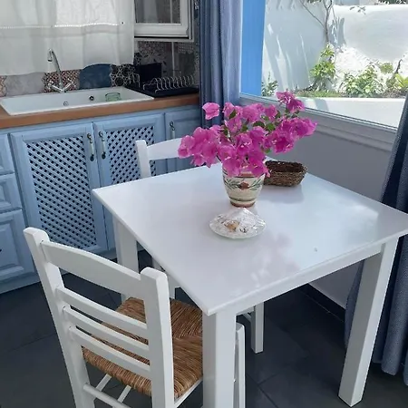 Apartment ονειρόπετρα λέρος~oneiropetra Leros Panteli