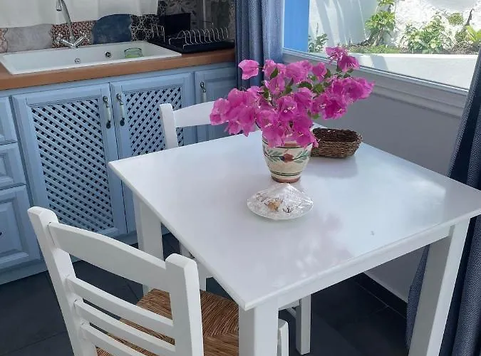 Appartement ονειρόπετρα λέρος~oneiropetra Leros Panteli